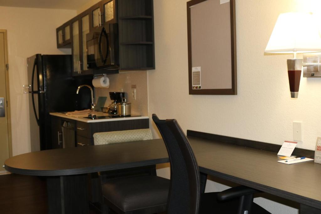 Candlewood Suites Nashville - Goodlettsville an IHG Hotel - image 4