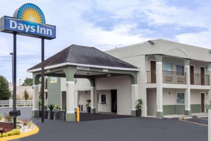 Days Inn By Wyndham Goose Creek