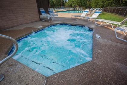 Lake Texoma Camping Resort Cabin 1 - image 14