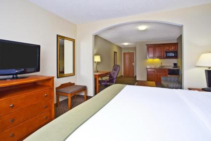 Holiday Inn Express Hotel & Suites Goshen an IHG Hotel - image 3