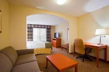 Holiday Inn Express Hotel & Suites Goshen an IHG Hotel - image 4