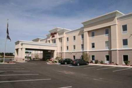 Hampton Inn Goshen - main image