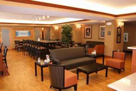 Hampton Inn Goshen - image 4