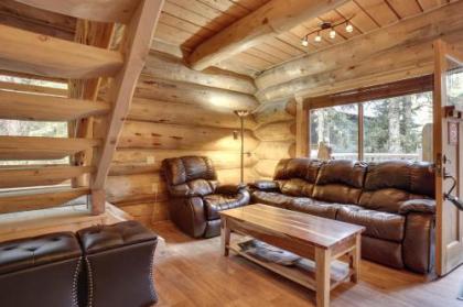 Little Bear Cabin - image 2