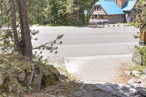 Flying Stag: Main Lodge - image 5