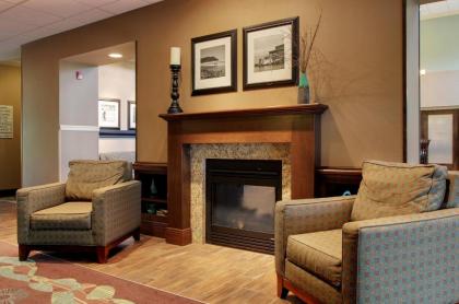 Hampton Inn & Suites Grafton - image 17