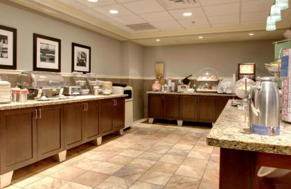 Hampton Inn & Suites Grafton - image 9