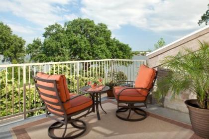 Inn on Lake Granbury - image 2