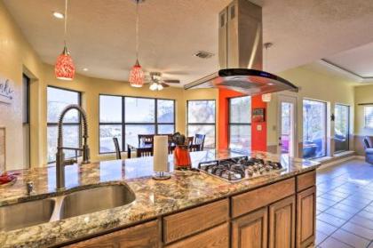 Waterfront Granbury Home with 3 Decks and Lake Access! - image 4