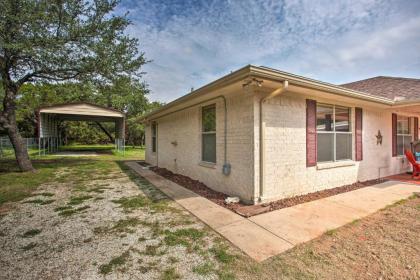 Lovely Lakeside Cottage with Park and Dock Access! - image 14