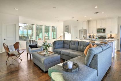 Modern Lakeview Hilltop Retreat Residence! - image 4