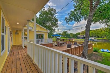 Lakefront Granbury Getaway - Pets Welcome!