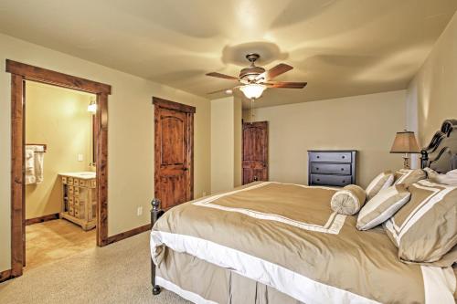 Magnificent Granby Ski-In and Ski-Out Home with Hot Tub! - image 3