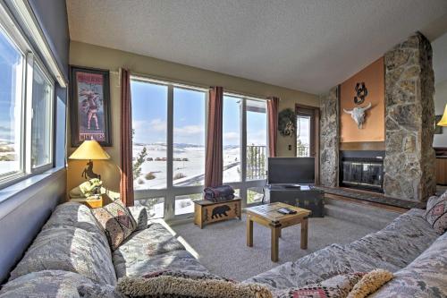 Granby Condo with Fireplace Hot Tub and Lift Access! - main image