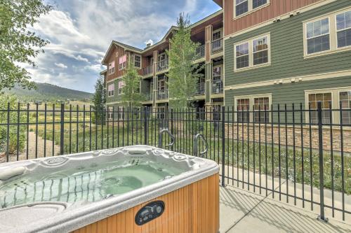 Granby Condo with Balconies Mtn Views and Pool Access! - image 3