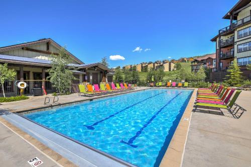 Granby Condo with Balconies Mtn Views and Pool Access! - image 5