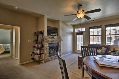 Granby Getaway Cozy Condo 2 Mi to Ski Area! - image 2