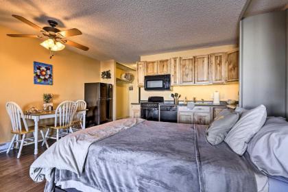 Studio with Resort Amenities 2Mi to Granby Ranch - image 4