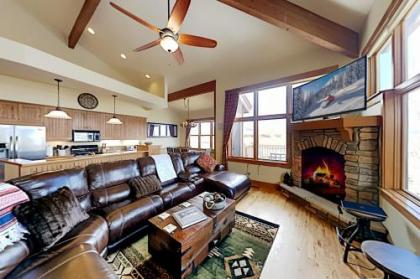 Grand Elk Retreat on Golf Course - Decks & Firepit townhouse