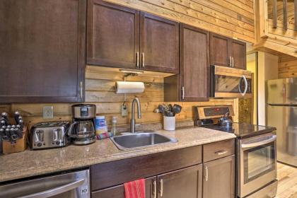 Cozy Granby Mtn Condo with Resort Amenities! - image 15