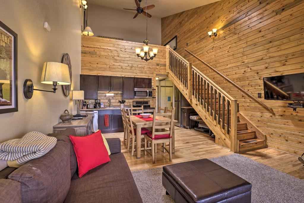 Cozy Granby Mtn Condo with Resort Amenities! - image 3