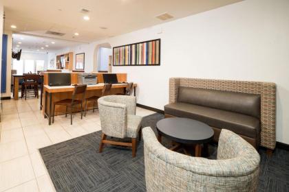 Holiday Inn Express Hotel & Suites Grand Blanc an IHG Hotel - image 9