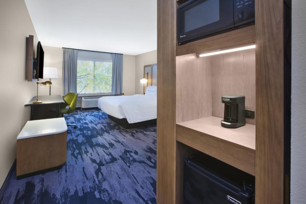 Fairfield Inn & Suites by Marriott Flint Grand Blanc - image 3