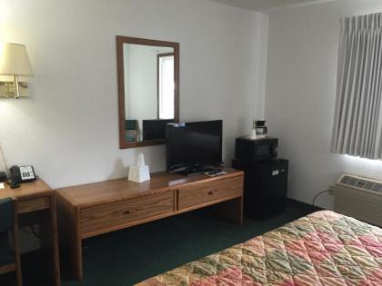 Americas Best Value Inn Grand Forks - image 11