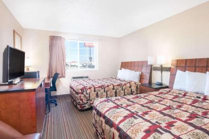 Knights Inn and Suites   Grand Forks