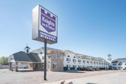 Knights Inn and Suites - Grand Forks - image 13