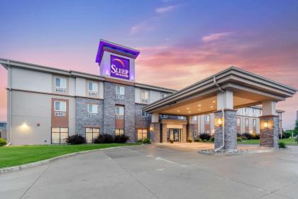 Sleep Inn & Suites Grand Forks Alerus Center - image 2