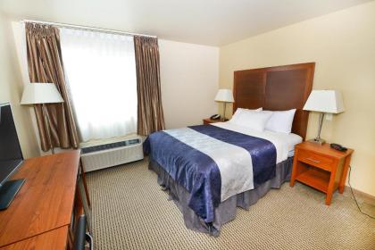 Baymont by Wyndham Grand Forks - image 9