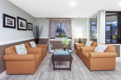 Baymont by Wyndham Grand Haven - image 15