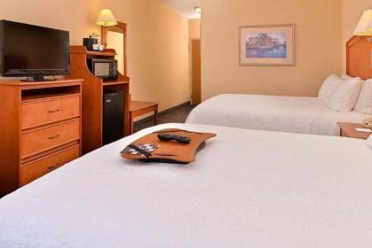 Hampton Inn Grand Island - image 8