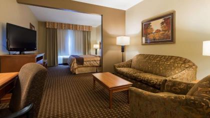 Best Western Plus Grand Island Inn and Suites - image 10