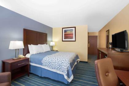 Days Inn by Wyndham Grand Island - image 10