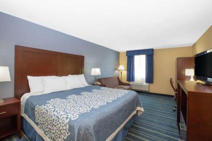 Days Inn by Wyndham Grand Island - image 12