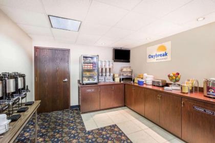 Days Inn by Wyndham Grand Island I-80 - image 8