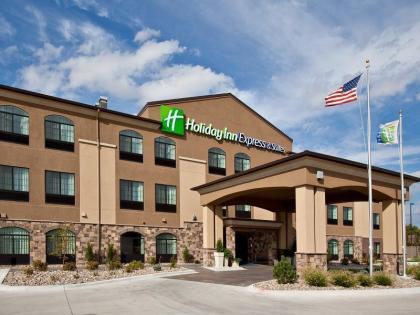 Holiday Inn Express Hotel & Suites Grand Island - image 2