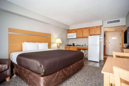 Suburban Extended Stay Hotel I-80 Grand Island - image 15