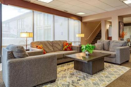 Suburban Extended Stay Hotel I-80 Grand Island - image 2