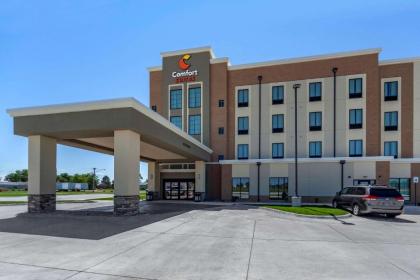 Comfort Suites Grand Island - image 3