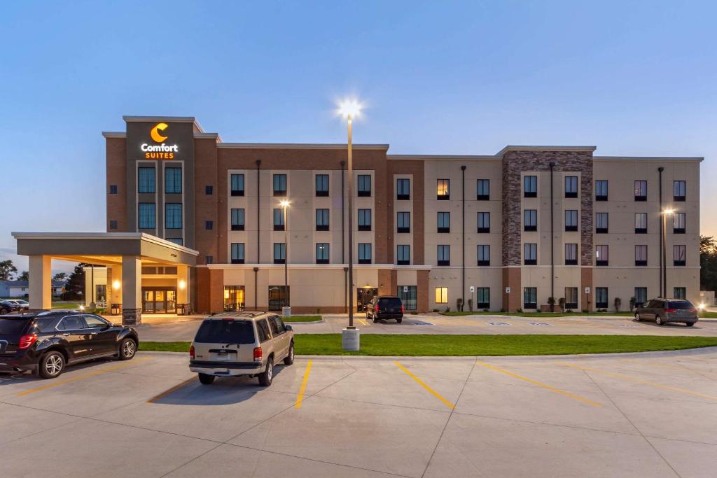 Comfort Suites Grand Island - image 6