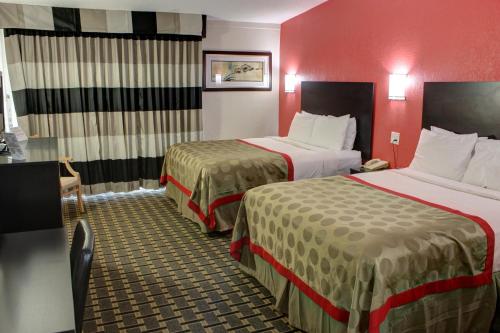 Ramada by Wyndham Grand Junction - image 3