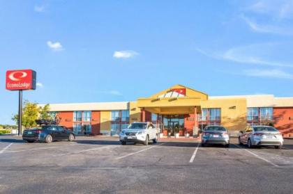 Econo Lodge Grand Junction - image 5