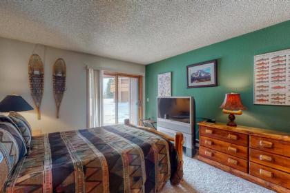 Lakefront Living - image 16