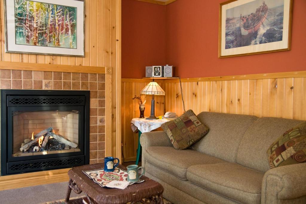 Poplar Creek Guesthouse - image 6