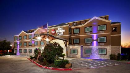 Best Western Plus Arlington North - image 2