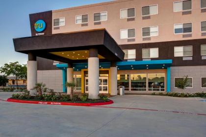 Tru by Hilton Grand Prairie - image 4