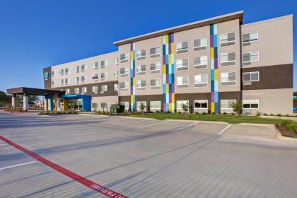 Tru by Hilton Grand Prairie - image 5